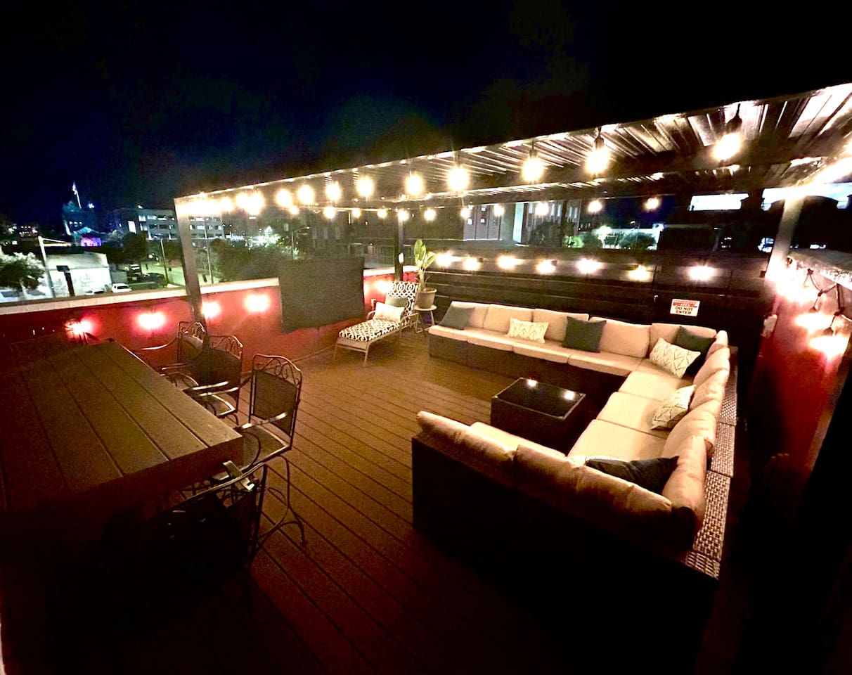 Outdoor TV under the pergola